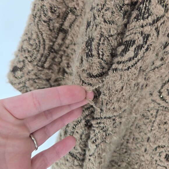 Chicos one size gold metallic floral paisley poncho cape shawl fringe hem - Picture 10 of 13